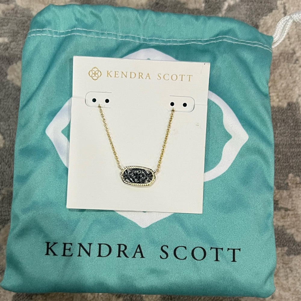 NWT Kendra Scott Gold Elisa Necklace